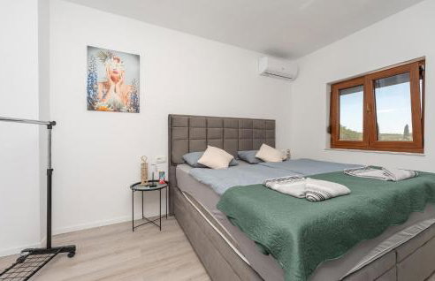 4 Bedroom Gorgeous Apartment In Korlat - Foto 14