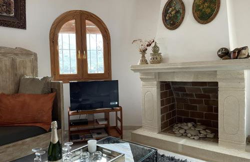 Mediterranean Escape with Garden - Foto 16