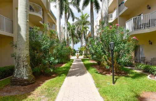 Palm Bay Club by Beachside Management - Photo 4