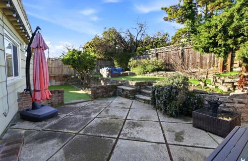 Relaxing 4 bedroom - Full Kitchen & Dining - BART - Foto 21