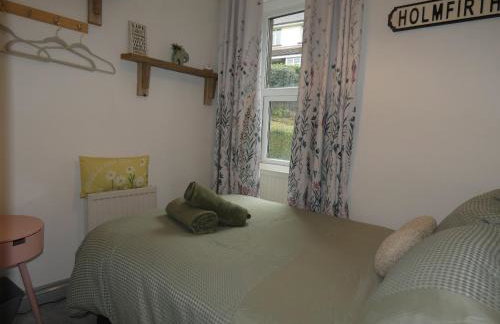 The Hideaway Holmfirth - Photo 12