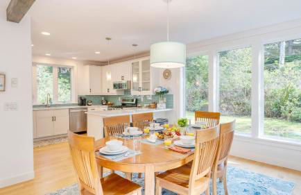 Walk to Beach Relax in Hot Tub Dine on the Deck LoLis Place by AvantStay - Foto 25