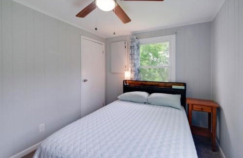 Fish, Relax and Enjoy Lake Views Colonial Beach Gem - Foto 19