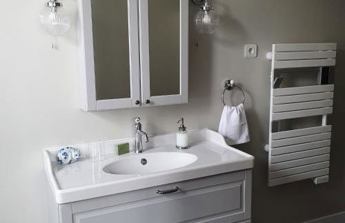 Demeure restaurée avec chambres privatives, proche Loire, vignes et activités outdoor - FR-1-590-240 - Photo 7