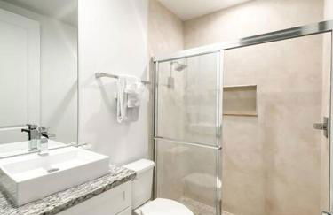 BRAND NEW 3 bedroom near DISNEY / Wi-Fi / Parking - Foto 51