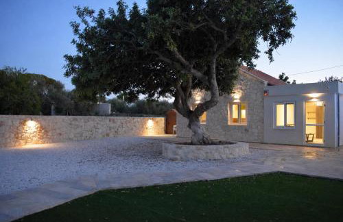 The Well, Stavros - Foto 33