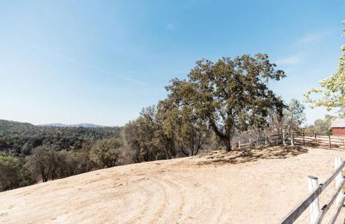 Moon Ranch - a gateway to Yosemite - Photo 52