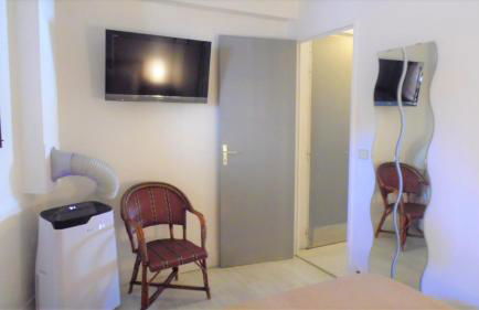 CANNES plage 2mn/45m2/vue mer/inernet/clim/parking privé - Photo 22