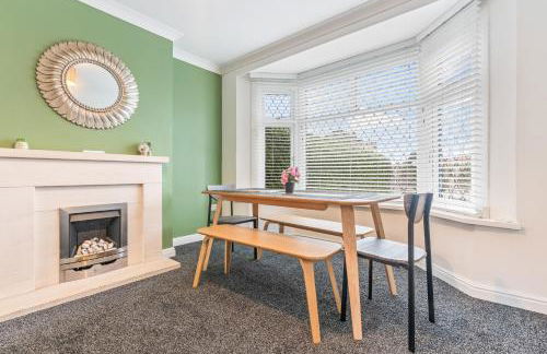 Awesome Coventry Home for Business Contractors and Suitable for families with Free Parking 14mins from NEC - Foto 52