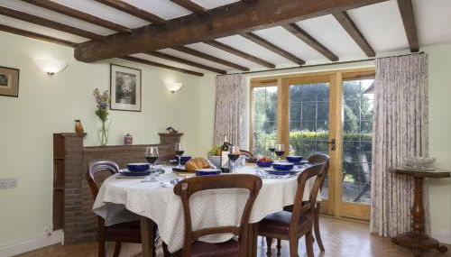 Riverside House - Photo 4