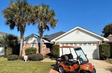 Steps Away-Game Room-Comm Pool-Golf Cart Deals - Foto 53