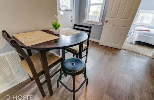 *H* NEW! Downtown Cottage Newly Renovated! * - Foto 10