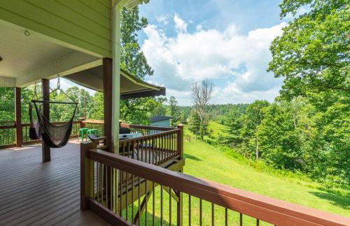 Funtastic Retreat! PS5, View, Goats, Hot Tub, Karaoke - Foto 44