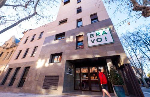 Bravo Students Granada - Photo 37