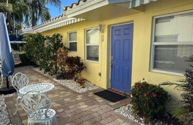 Bahama Beach Club Pompano - Fort Lauderdale - Charming and Cozy Studios & Apartments close to Beach with heated Pool - Photo 8