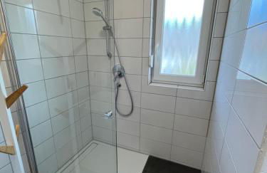 Premium Apartment 75qm 3 Zimmer Küche, Balkon, Smart TV, WiFi - Foto 9