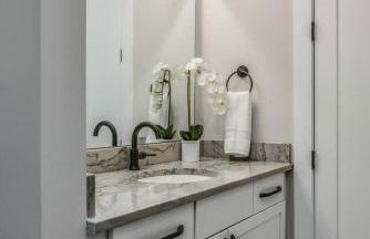 Stylish Nashville Home - Rooftop Deck - Hot Tub - Photo 30