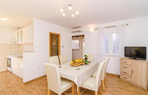 Six-Bedroom Holiday Home In Sipan - Foto 24