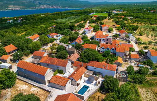 Cortile House - Photo 19