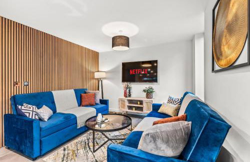 Elegant Retreat in Cheltenham - Garden & Parking Included - Foto 9