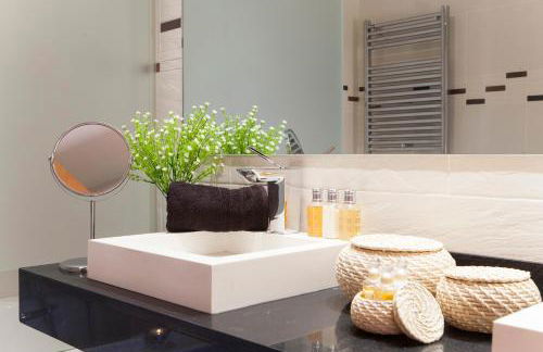 BizFlats Eixample Apartments - Photo 54