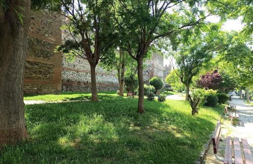 Dimitra's cosy studio in old town with backyard - Foto 52