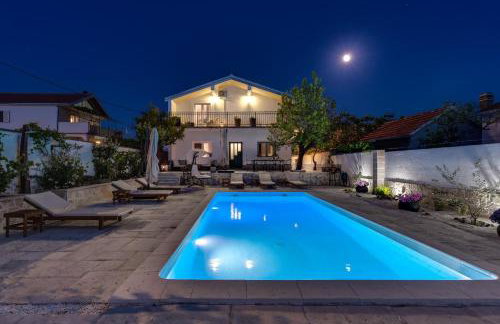 Villa Little Paradise with a private pool, 4 bedrooms, 2 living areas, 3km from the beach in Marina - Foto 31