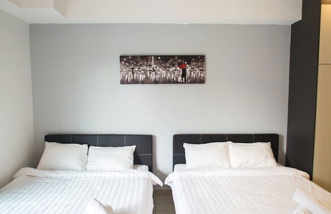 OwnAStay Midhill by Symphony Suite - Photo 21