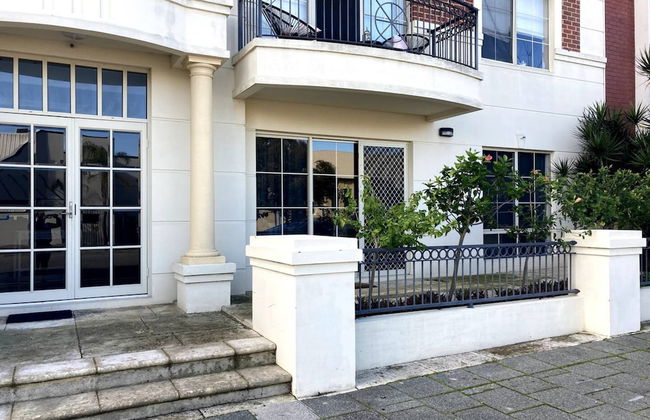 Modern 2 Bedroom Apartment in Perth - Foto 10