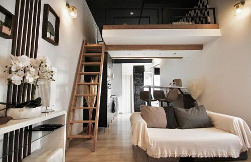 Pied à terre - Mezzanine studio - Private parking - Foto 17