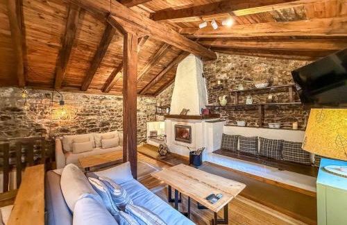 Cabaña La Gurueba, frente rio y cascada - Foto 49