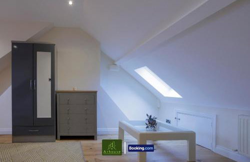 3 Bedroom Apartment By Arhouse Apartments Short Lets & Serviced Accommodation Kensal Rise With Free WiFi & Free Parking - Foto 17