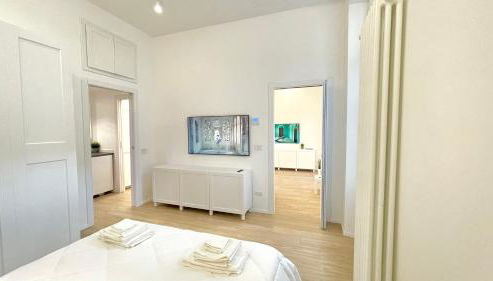 Casa Manzoni Deluxe MXP Town Center - Photo 5, wardrobe