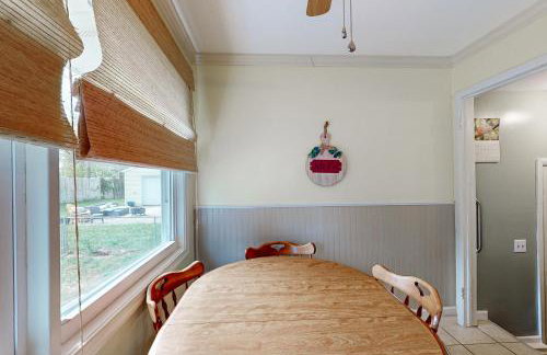 Work and Play! Home 1 Mi to Dtwn and Central Market - Photo 20