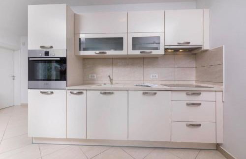 Seafront Maris by EL-PI TOURS - Foto 12