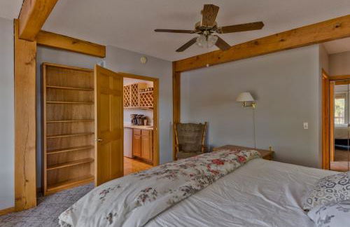 Custom Waterfront Lodge, 4 bed, 4 Bath, Sleeps 12! - Foto 21