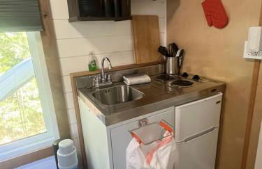 Tiny one house at Yosemite Gateway - Foto 11