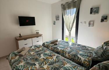 New villa 2025 Pyrenees View, Pool & Comfort - Foto 3