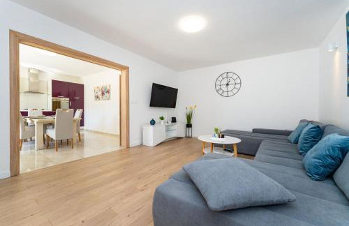 MY DALMATIA - Holiday home Briscola with private pool and amazing outside kitchen - Photo 11