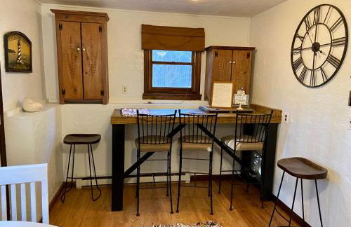 Clear Pond Getaway - Photo 26