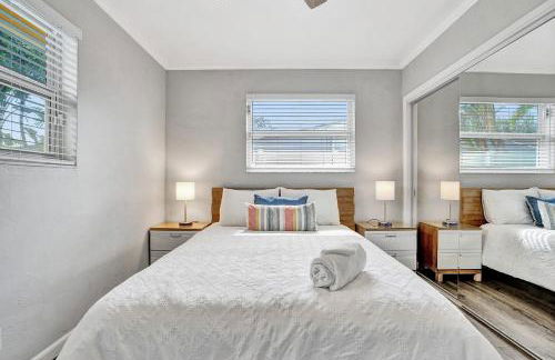 New! Waterfront Heated Pool & Jacuzzi 2 mi to Beach - Fishing Pier Relaxing SPA & Hammock - Photo 44