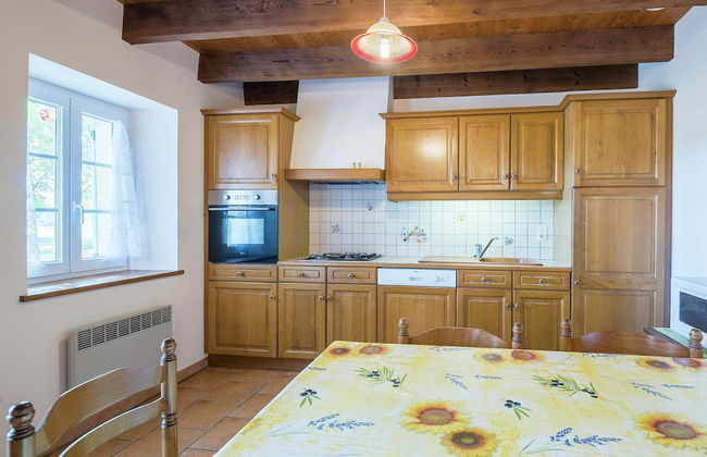 Spacious Holiday Home in Saint-nexans With Terrace - Foto 18