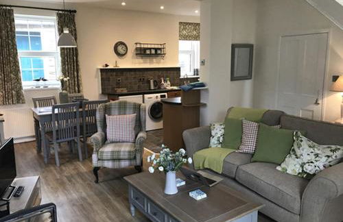 Old Vicarage Mortehoe Near Woolacombe 2 x sleeps 4 and 1 x sleeps 10 cottages - Foto 11