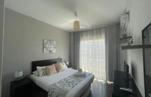 Family-Friendly Home in Central Barcelona 4BDR - Photo 12