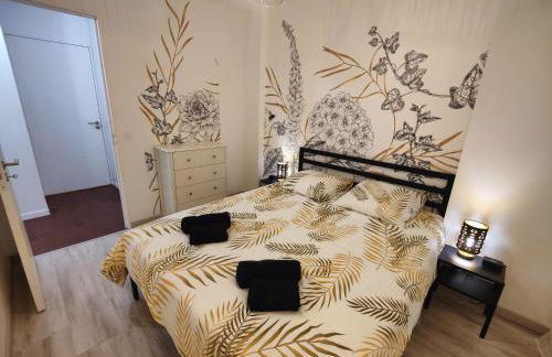 QuietStay 20' PARIS, Connected HOME avec Terrasse - Foto 12