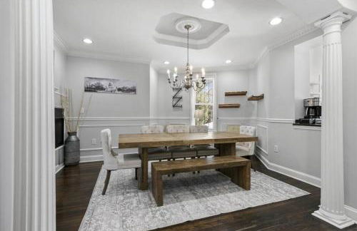 Capitol Hill Stay Like No Other - Photo 43