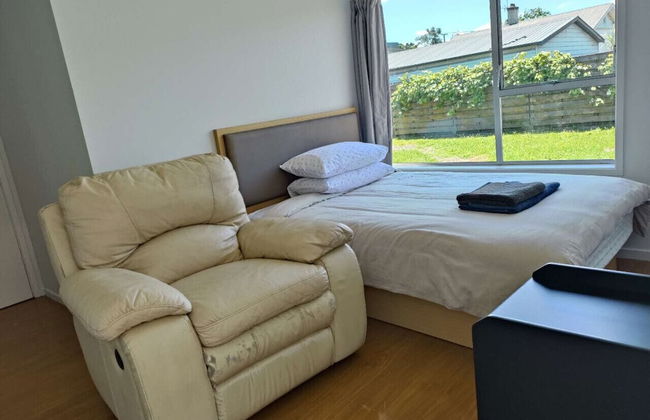 Small 2 bedroom flat 7a Rangiatea Road - Foto 2