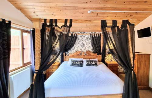 Lomond 2 with Private Hot Tub - Fife - Loch Leven - Lomond Hills - Photo 4