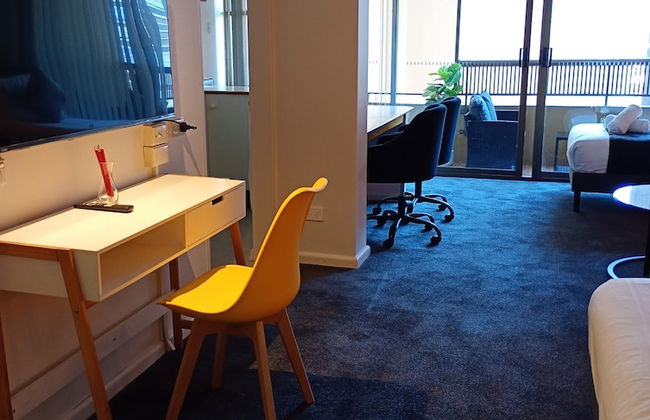 Sydney Hyde Park Paxsafe Apartments - Photo 32