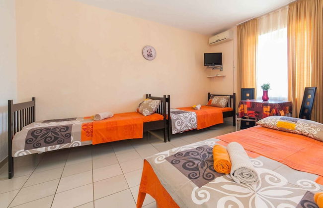 Maki Apartments - Photo 7